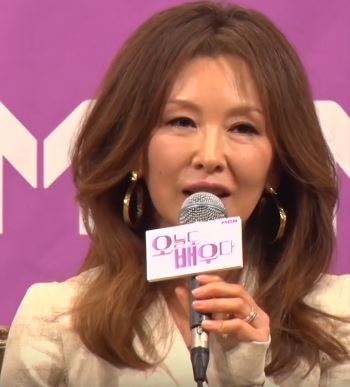 이미숙 17세 연하 스캔들 고백: 매력과 내면에 대한 솔직한 심경
